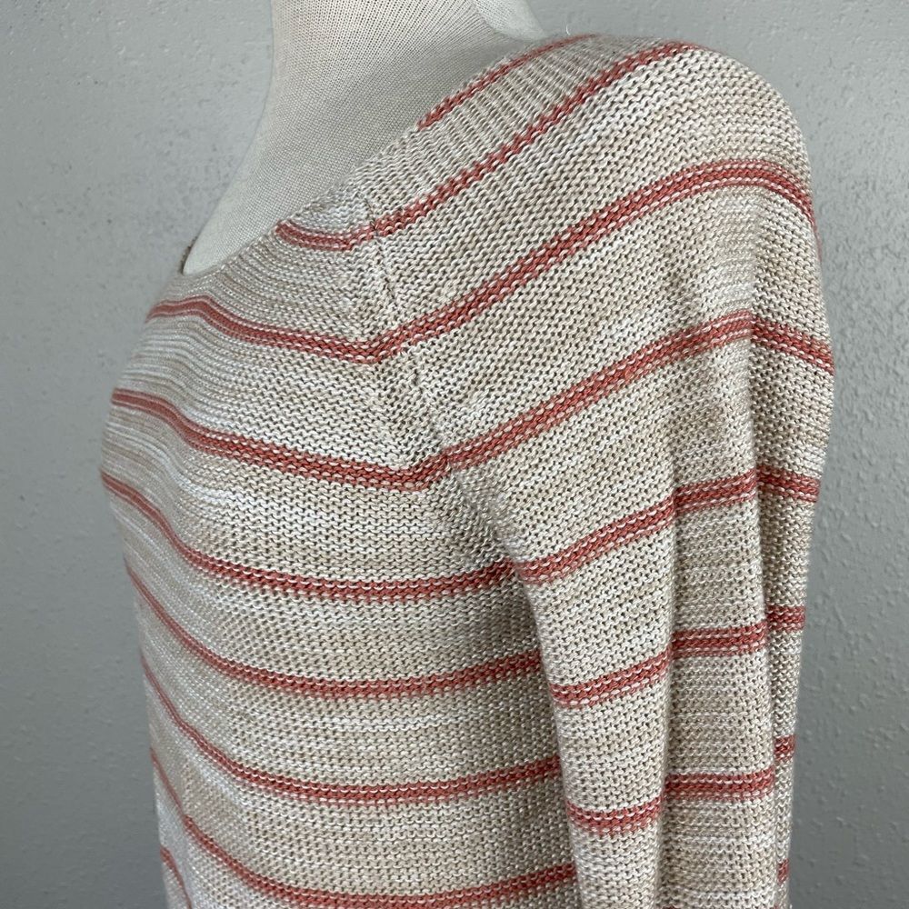 Pink Rose Sweater Size M EUC - Picture 4 of 7